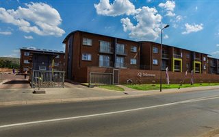 2 Bedroom Apartment in Montana Park