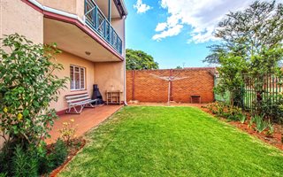 3 Bedroom Townhouse in Elarduspark