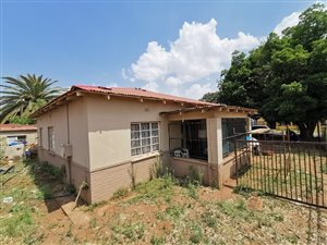4 Bed House in Elandsheuwel