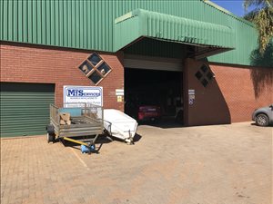 2070 m² Commercial space in Waltloo