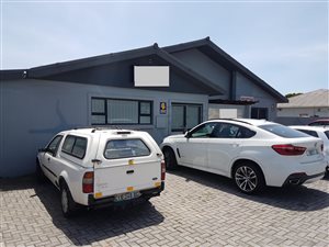 130 m² Office Space in Newton Park