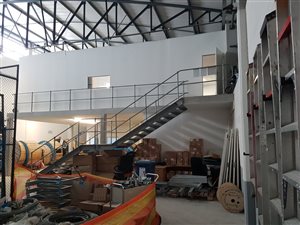 546 m² Industrial space in Airport Industria