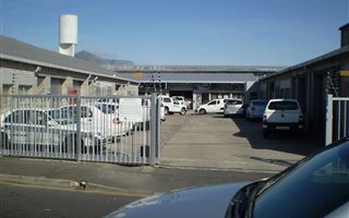 141 m² Industrial space in Maitland
