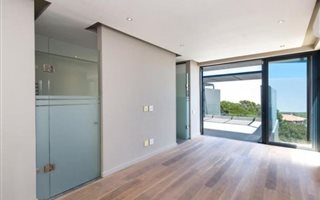 4 Bedroom Townhouse in Camps Bay