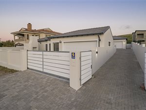 3 Bed House in Kamma Heights