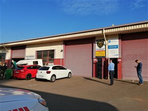 185 m² Industrial space in Maxmead