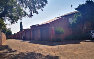 3 Bedroom Townhouse in Wierda Park
