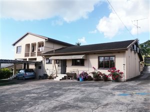 6 Bed House in Stanger Heights