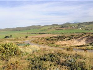 500 m² Land available in Reebok