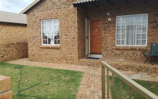 2 Bedroom Townhouse in Erand Gardens
