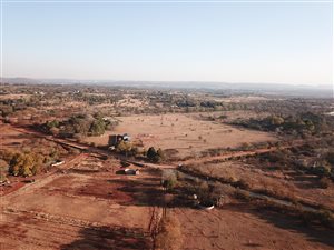 5 ha Land available in Kameeldrift East