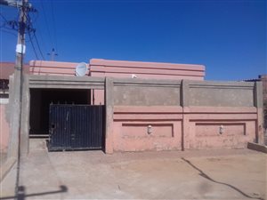 3 Bed House in Ivory Park