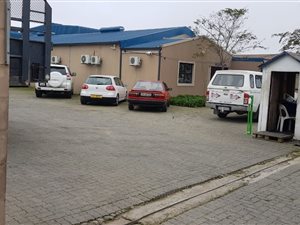 1636 m² Industrial space in Dal Josafat