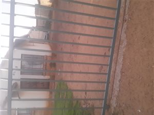 2 Bed House in Rabie Ridge