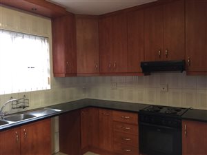 2 Bed Flat in Goodwood
