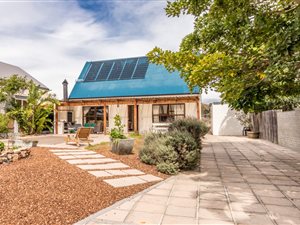 3 Bed House in Kommetjie