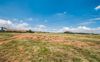 1218 m² Land available in Eye of Africa