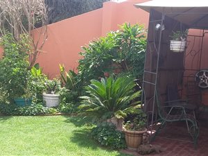 2 Bed Townhouse in Vanderbijlpark SW1