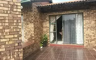 3 Bedroom House in Modder East