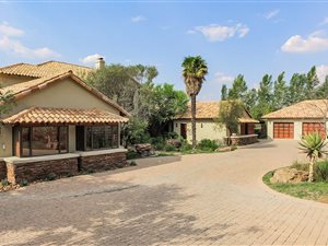 4 Bedroom House in Lanseria and surrounds