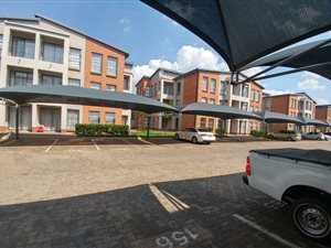 2 Bed Apartment in Jansen Park