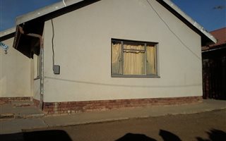 3 Bedroom House in Kanana