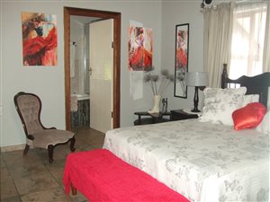 2 Bed Apartment in Meerensee