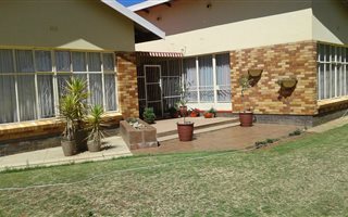 3 Bedroom House in Hennenman