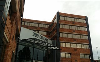 883 m² Commercial space in Ferndale