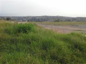 1200 m² Land available in Adams Mission