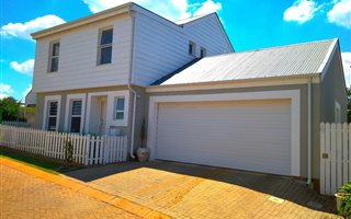 3 Bedroom House in Erasmus Park