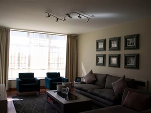 4 Bed Apartment in Fairway