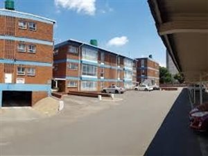 1.5 Bed Apartment in Kempton Park Central
