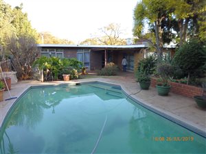 8 Bed House in Hatfield