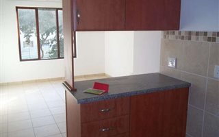 2 Bedroom Apartment in Brackenham