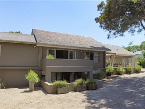 6 Bed House in Lynnwood