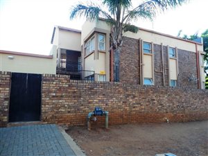2 Bed Apartment in Pretoria North