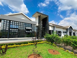 4 Bed House in Eldoraigne