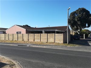 3 Bed House in Blue Downs