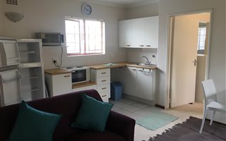 1 Bedroom Garden Cottage in Meadowridge