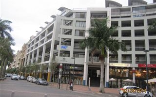 110 m² Commercial space in New Town Centre