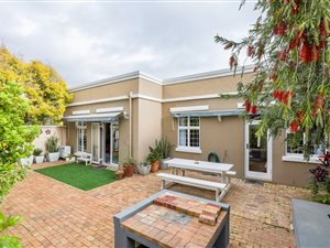 3 Bed House in Pearl Rise
