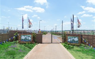 375 m² Land available in Olifantsfontein