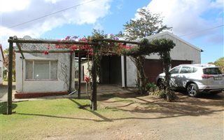 8094 m² Farm in Beacon Bay