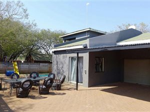 3 Bed House in Komatipoort