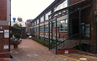 168 m² Commercial space in Observatory