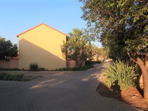 2 Bed House in Willow Park Manor