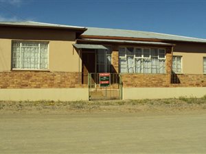 5 Bed House in Noupoort