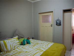1 Bed Apartment in Dormehlsdrift