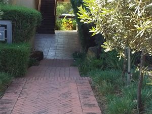 1 Bed Apartment in Honeydew